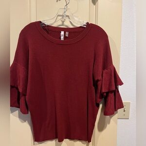 🐙 New York Collection sweater top. Size XS. Gently worn. 🐙 Maroon color.🐙